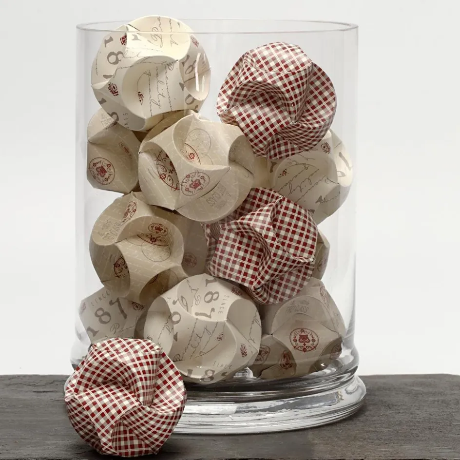 Vivi Gade Click Ornaments| Paper Decorations And Paper Figures