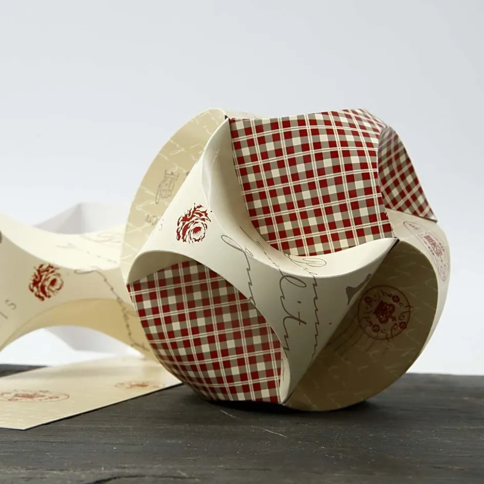 Vivi Gade Click Ornaments| Paper Decorations And Paper Figures