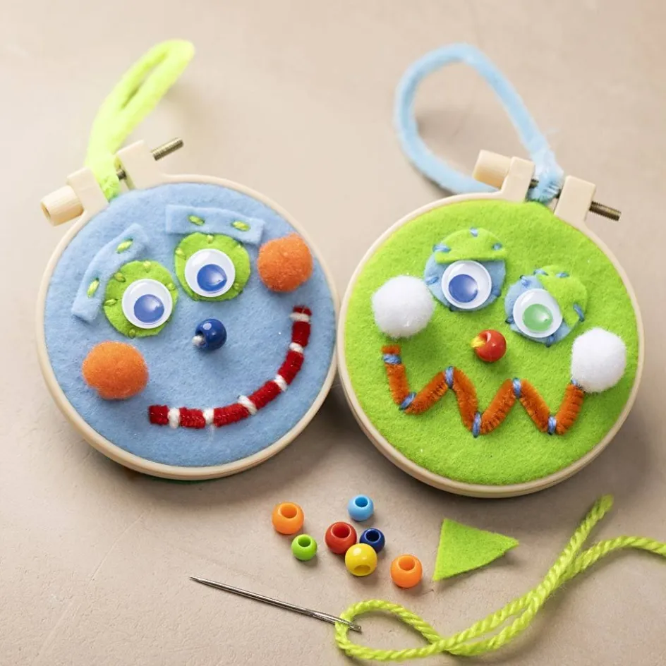 Creativ Company Mini Craft Kit Embroidery| Embroidery And Needle Punch|Diy-Kits, Textiles And Yarn